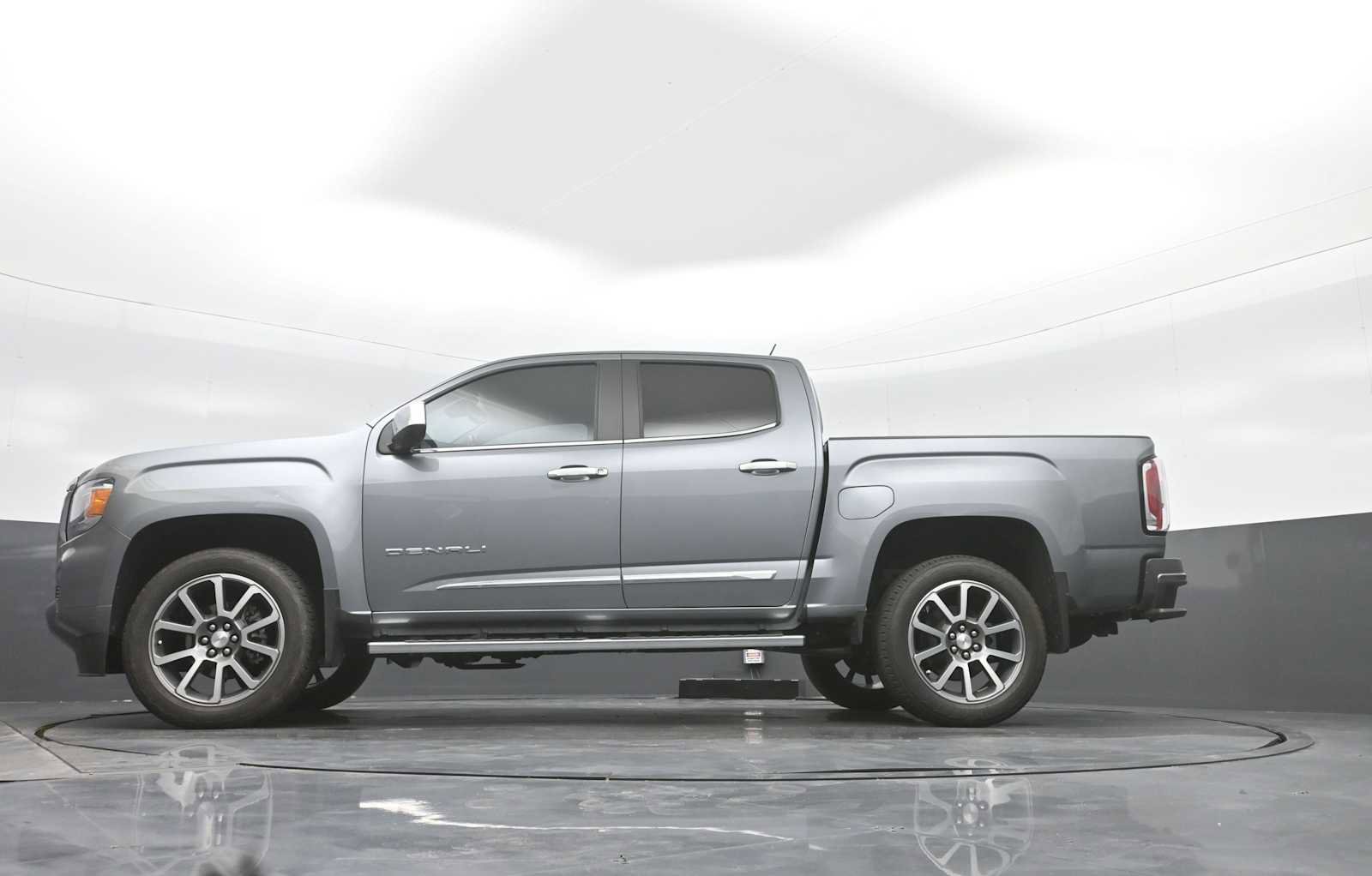 Used 2022 GMC Canyon Denali w/ LPO, Power Package image 29