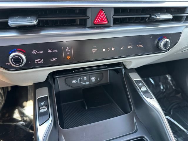 Used 2025 Kia Sorento EX AWD/4WD image 28