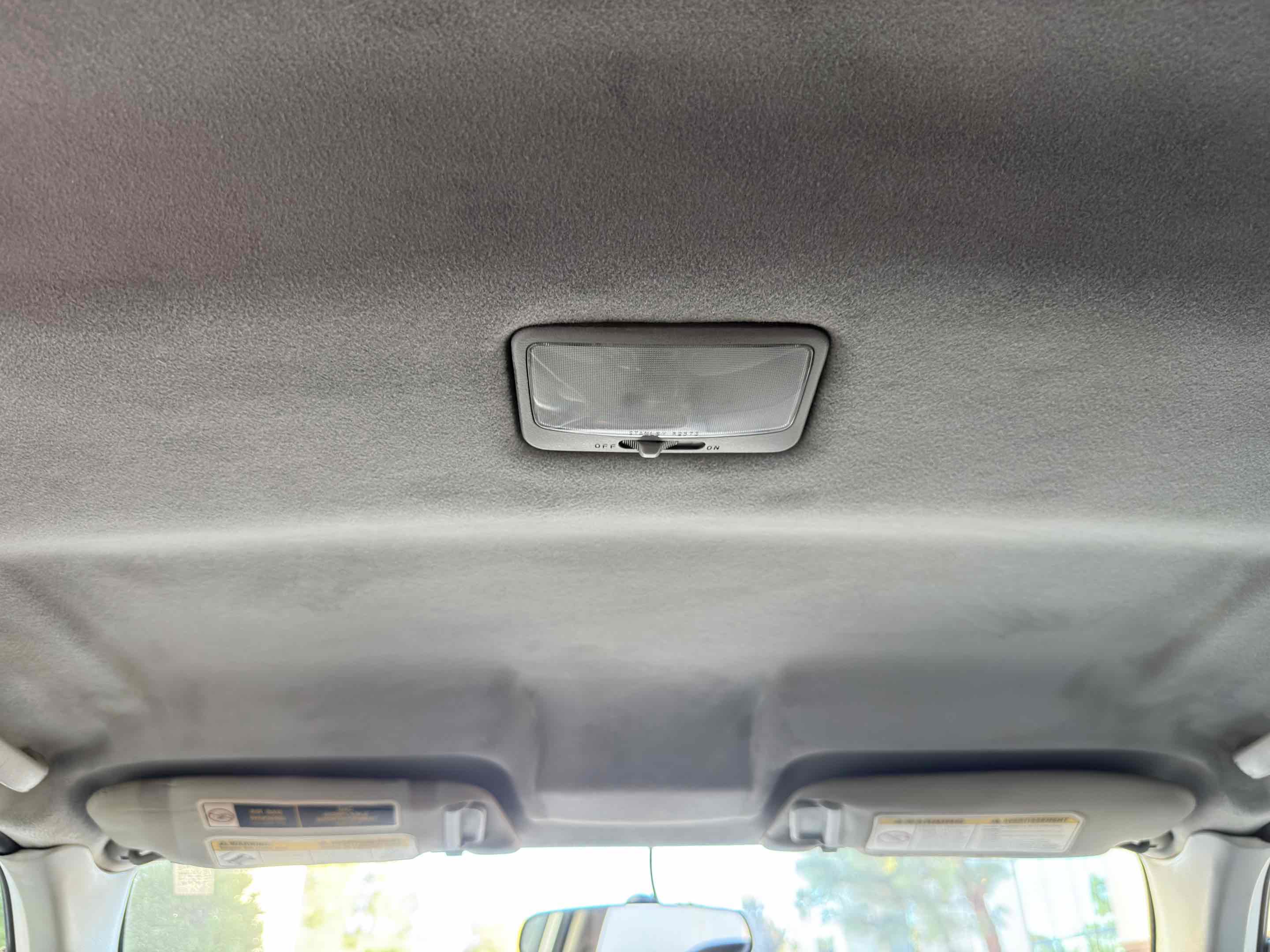 Used 2003 Chevrolet Tracker ZR2 image 38