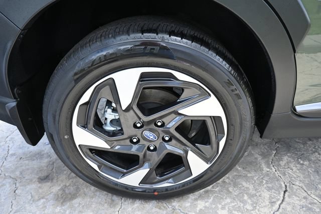 Used 2025 Subaru Crosstrek 2.5i Limited AWD/4WD image 12