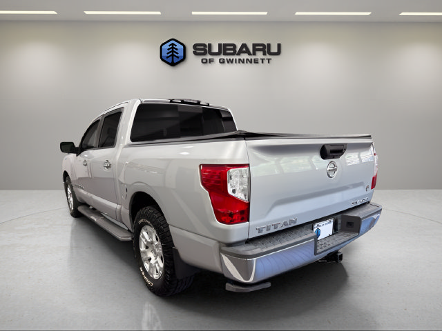 Used 2019 Nissan Titan SV AWD/4WD image 3