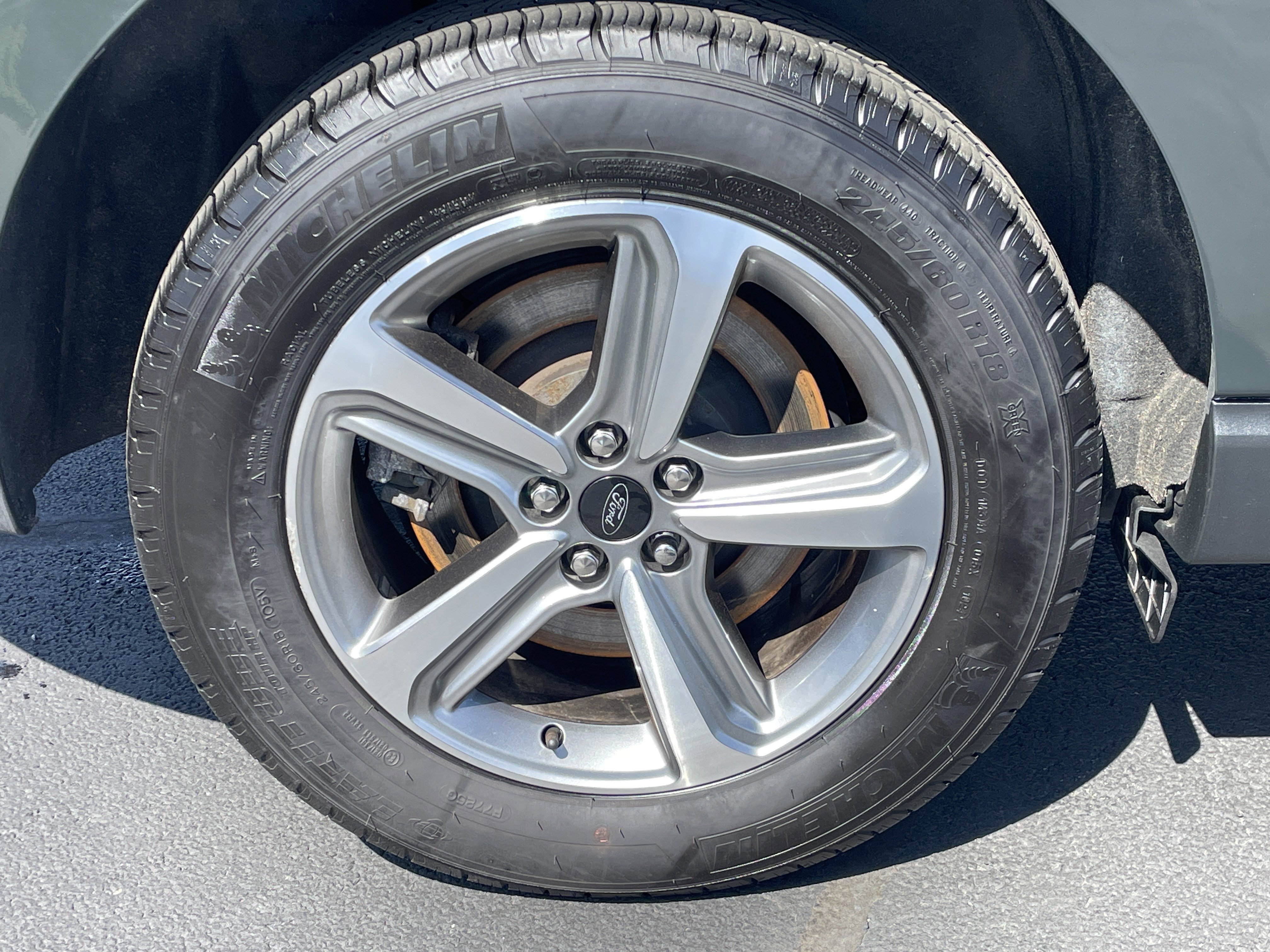 Used 2024 Ford Edge SEL w/ Convenience Package image 10