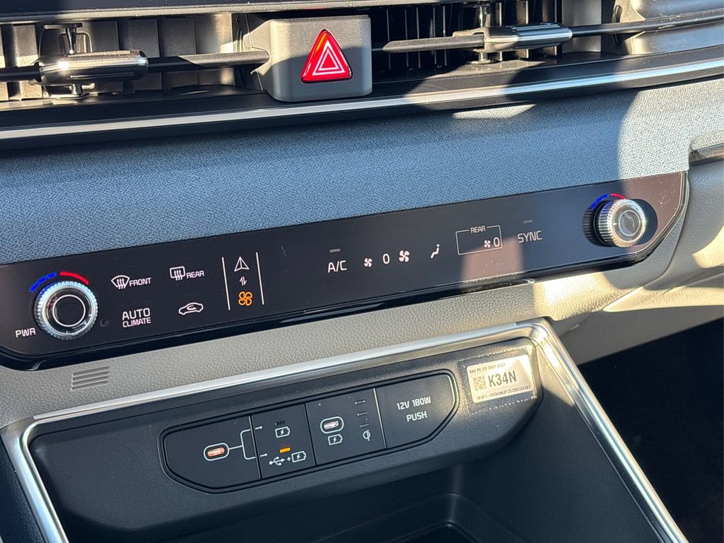 New 2026 Kia Carnival EX image 20