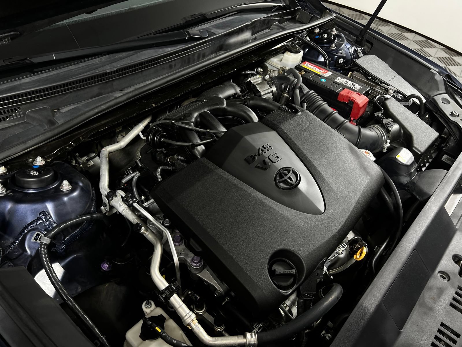 Used 2019 Toyota Avalon XSE FWD image 11
