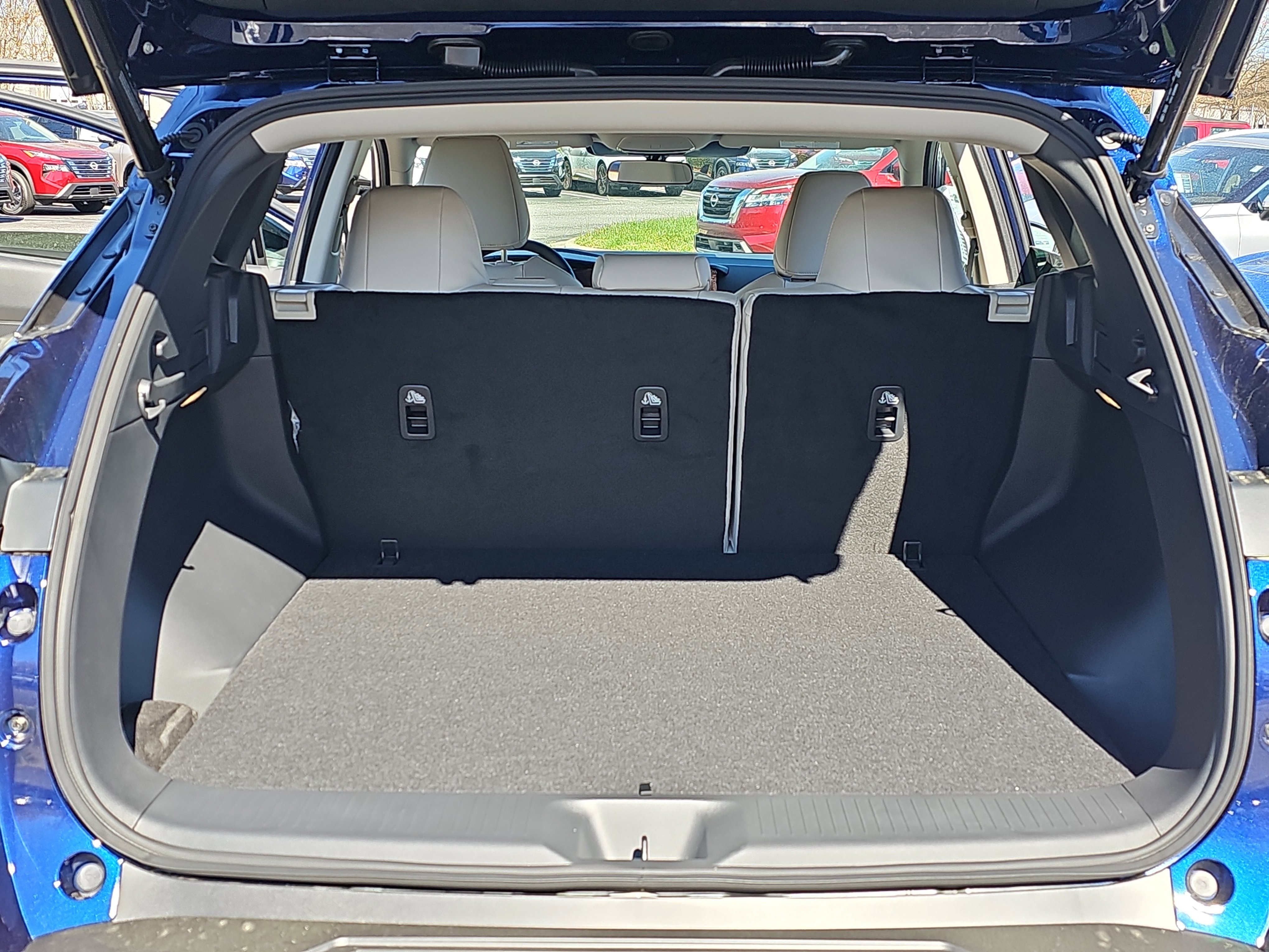 New 2025 Nissan Murano SV image 12