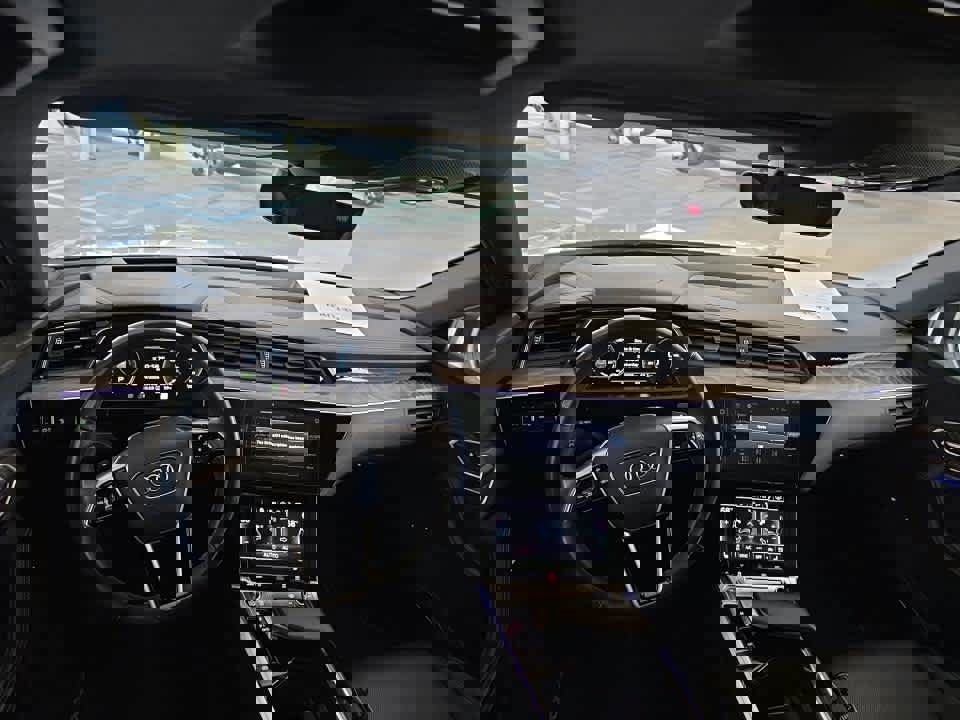 Used 2023 Audi e-tron Chronos w/ Chronos Package image 11