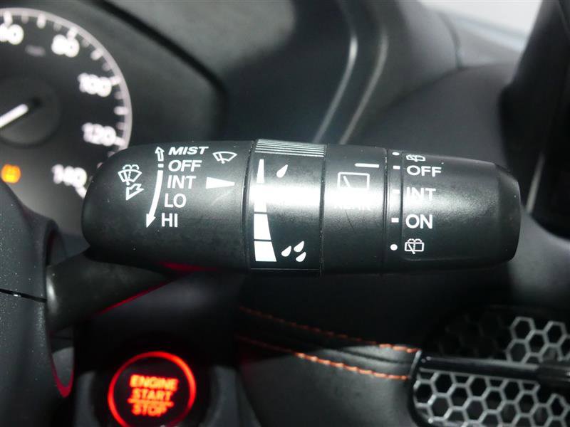 Used 2025 Honda HR-V Sport image 35