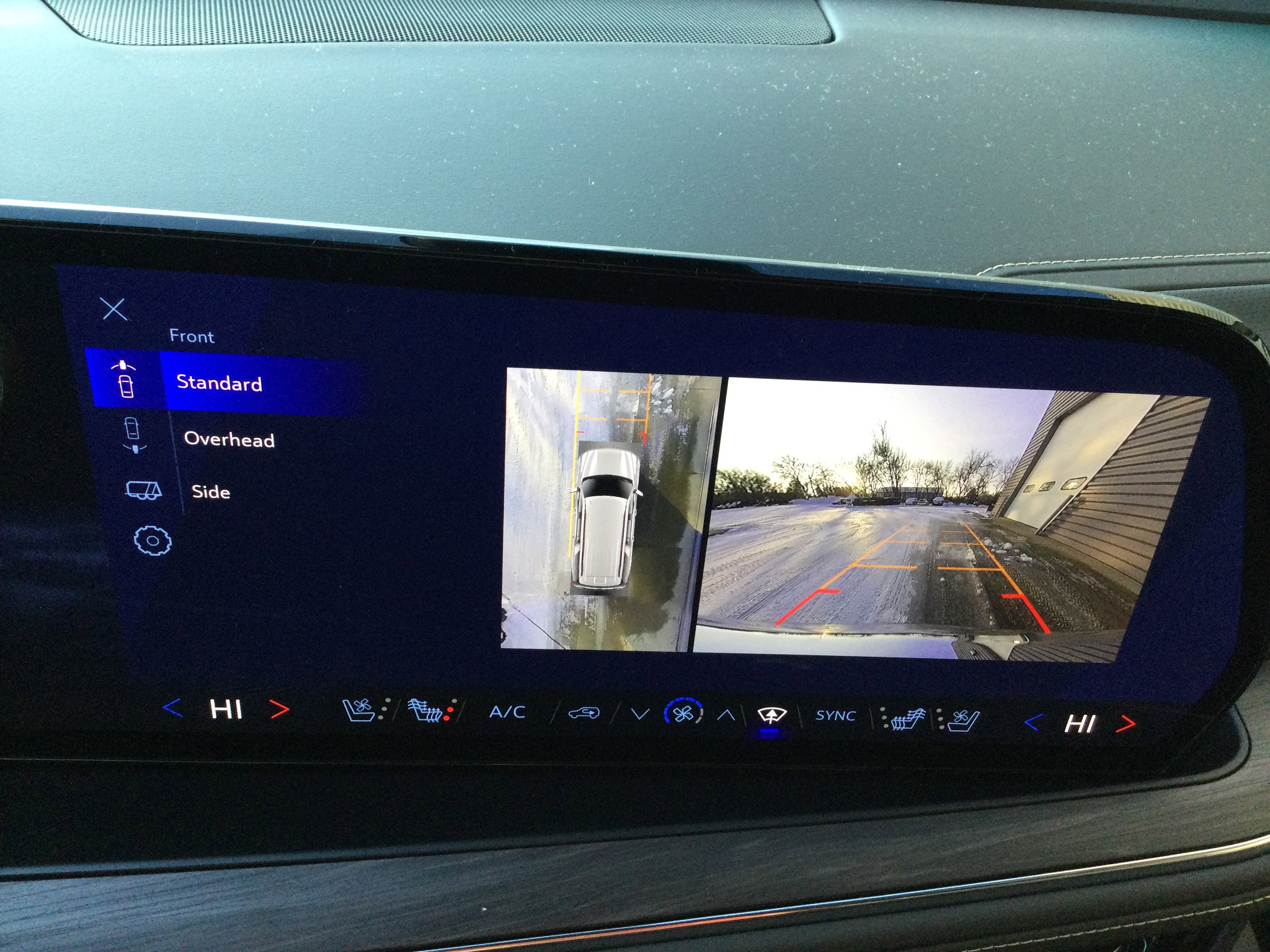 New 2026 Chevrolet Suburban Premier image 23