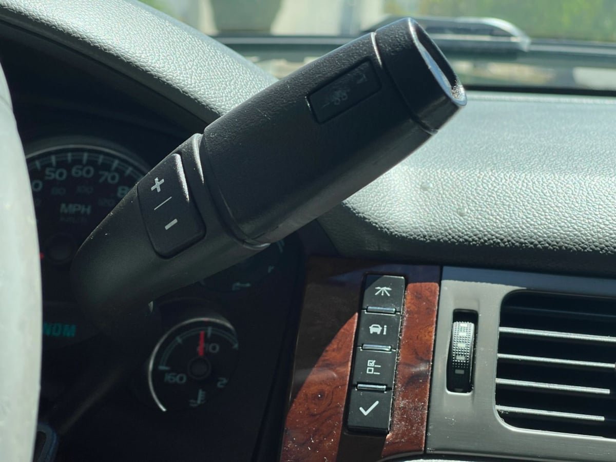 Used 2012 Chevrolet Tahoe LT AWD/4WD image 17