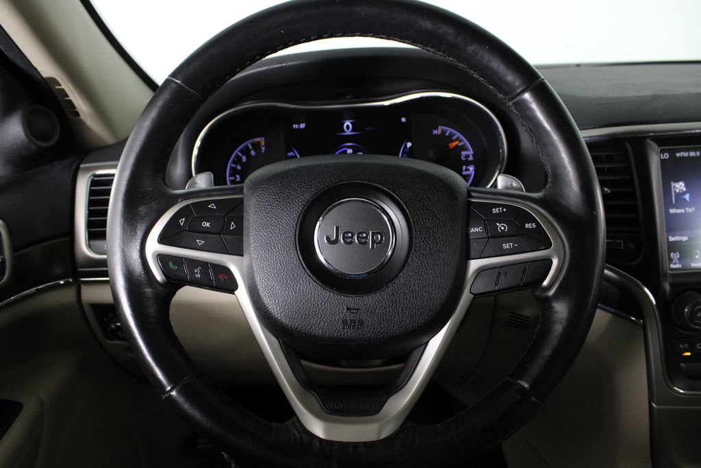 Used 2015 Jeep Grand Cherokee Limited w/ Trailer Tow Group IV image 9