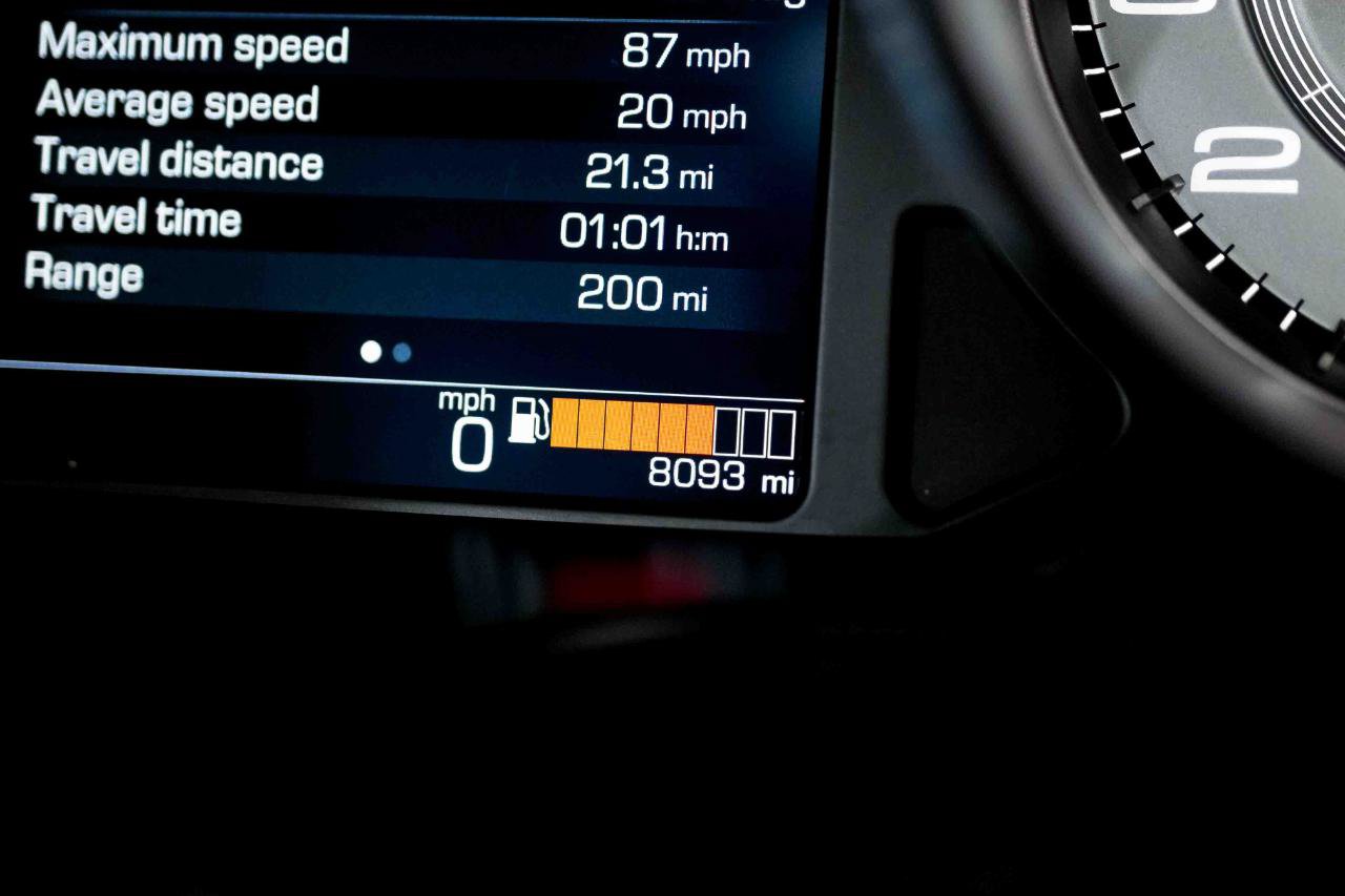 Used 2020 Ferrari Portofino RWD image 85