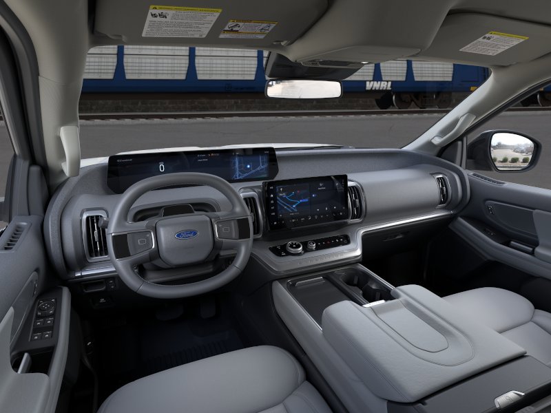 New 2026 Ford Expedition Active image 32