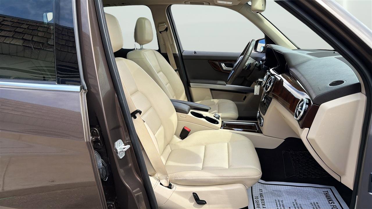 Used 2015 Mercedes-Benz GLK 350 4MATIC image 13