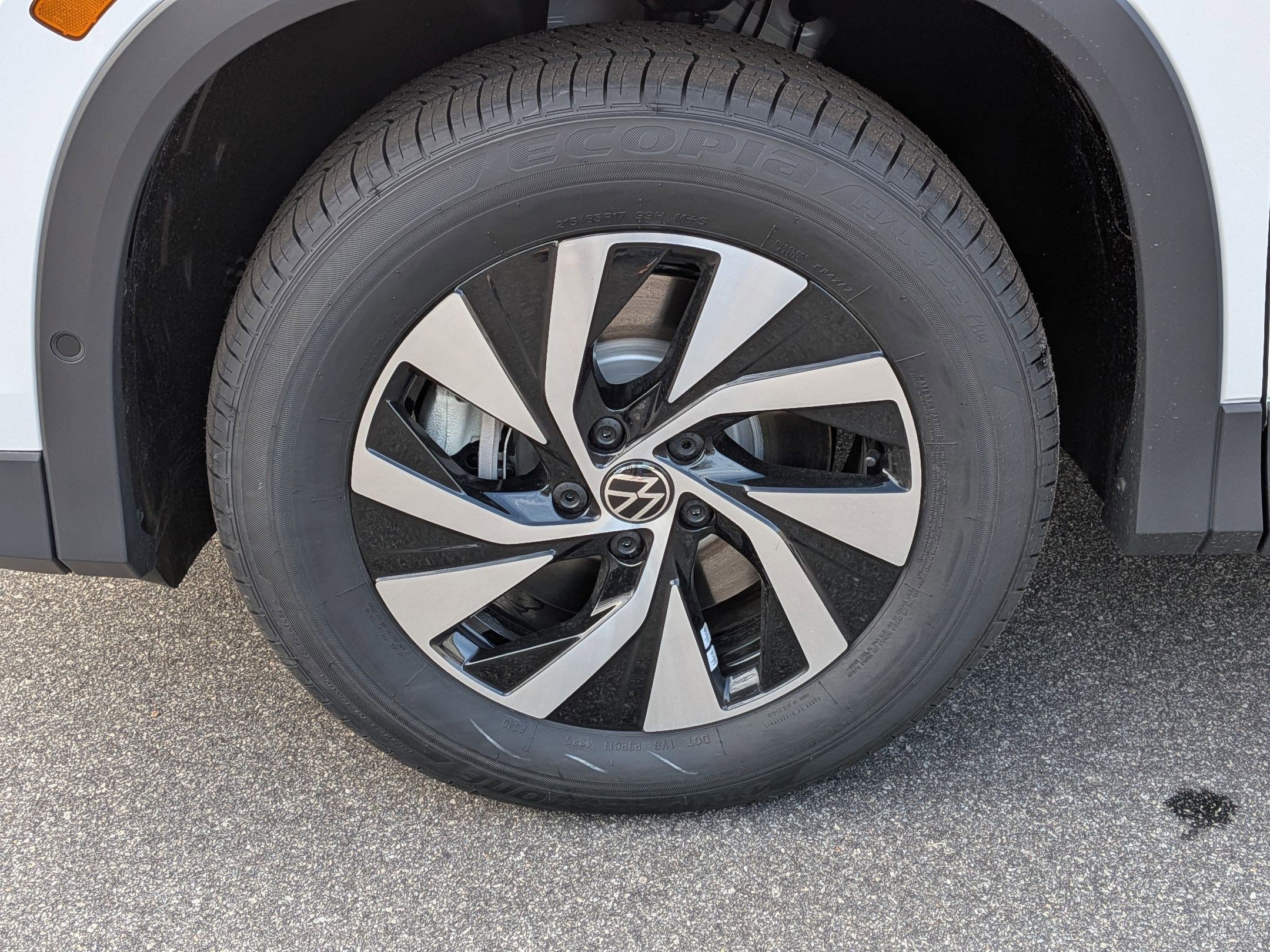 New 2026 Volkswagen Tiguan S AWD/4WD image 10