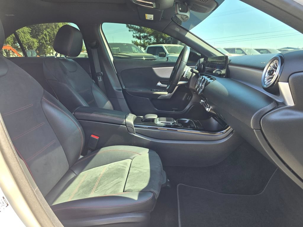 Used 2022 Mercedes-Benz A 220 4MATIC image 15