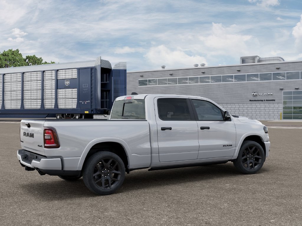 New 2027 RAM 1500 Laramie AWD/4WD image 4