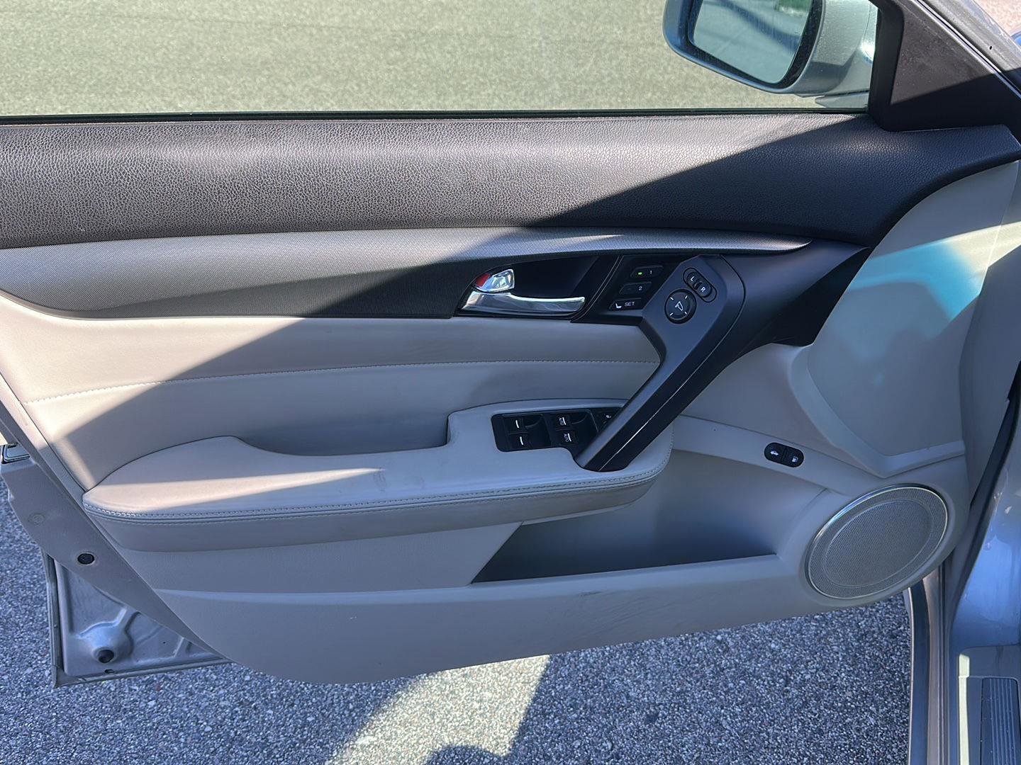 Used 2013 Acura TL w/ Technology Package FWD image 9