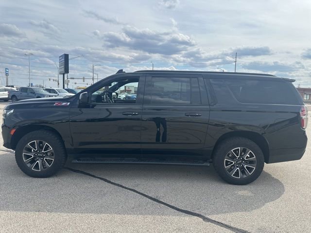 Used 2021 Chevrolet Suburban Z71 AWD/4WD image 3