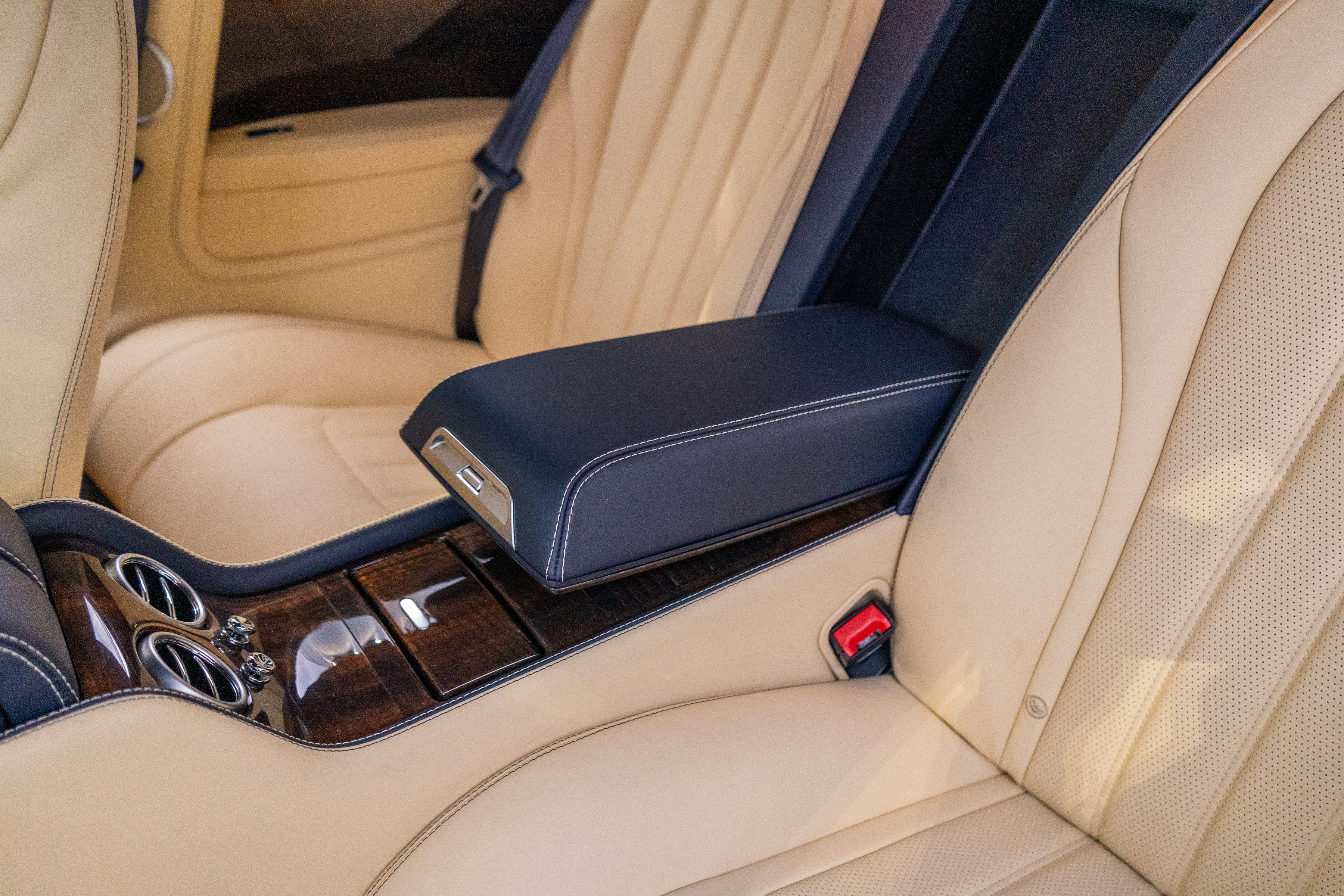 Used 2014 Bentley Continental GT V8 S AWD/4WD image 30