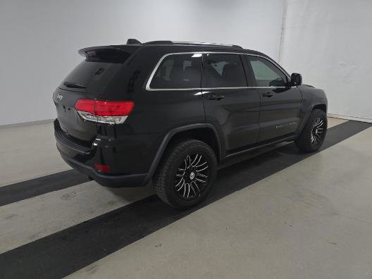 Used 2018 Jeep Grand Cherokee Laredo AWD/4WD image 2
