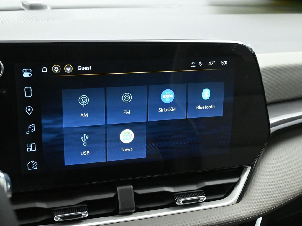 New 2026 Chevrolet Equinox LT w/ Convenience Package II image 26