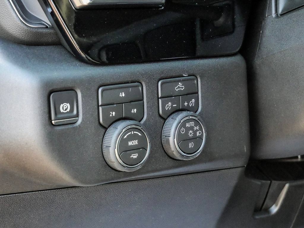 New 2026 Chevrolet Silverado 3500 LT w/ Convenience Package AWD/4WD image 28
