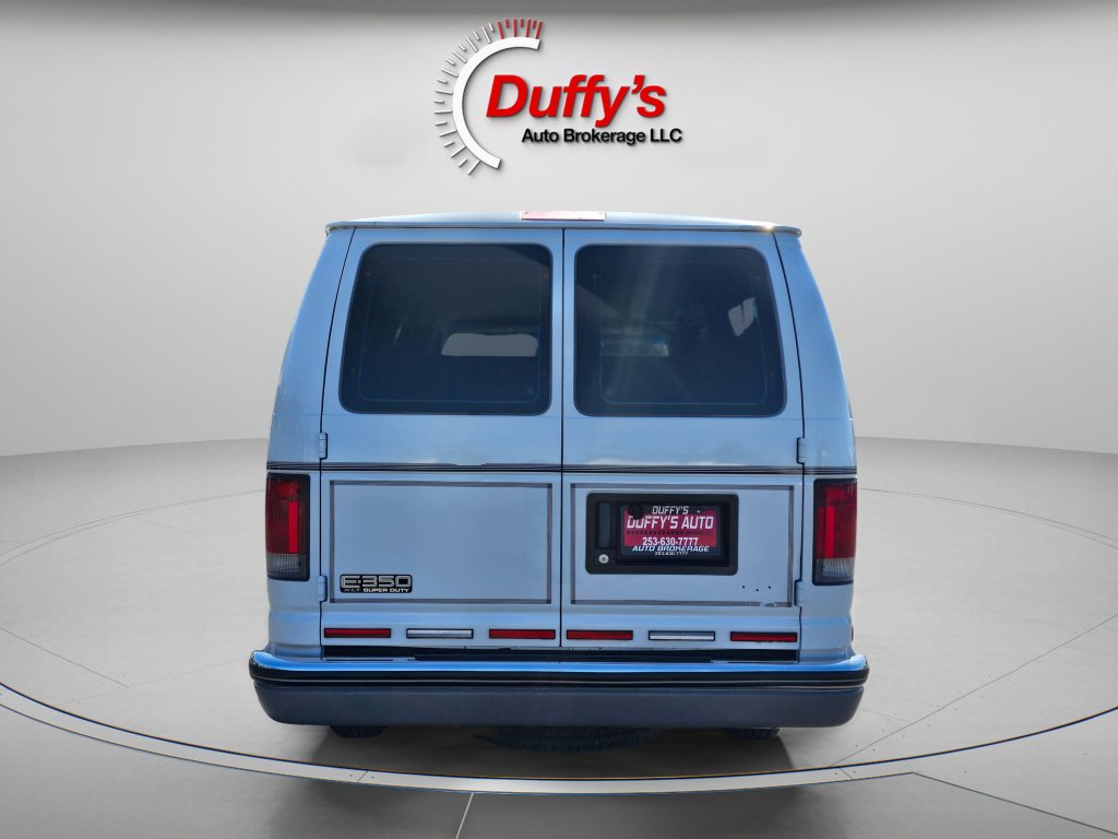 Used 2001 Ford E-350 and Econoline 350 Club Wagon image 14