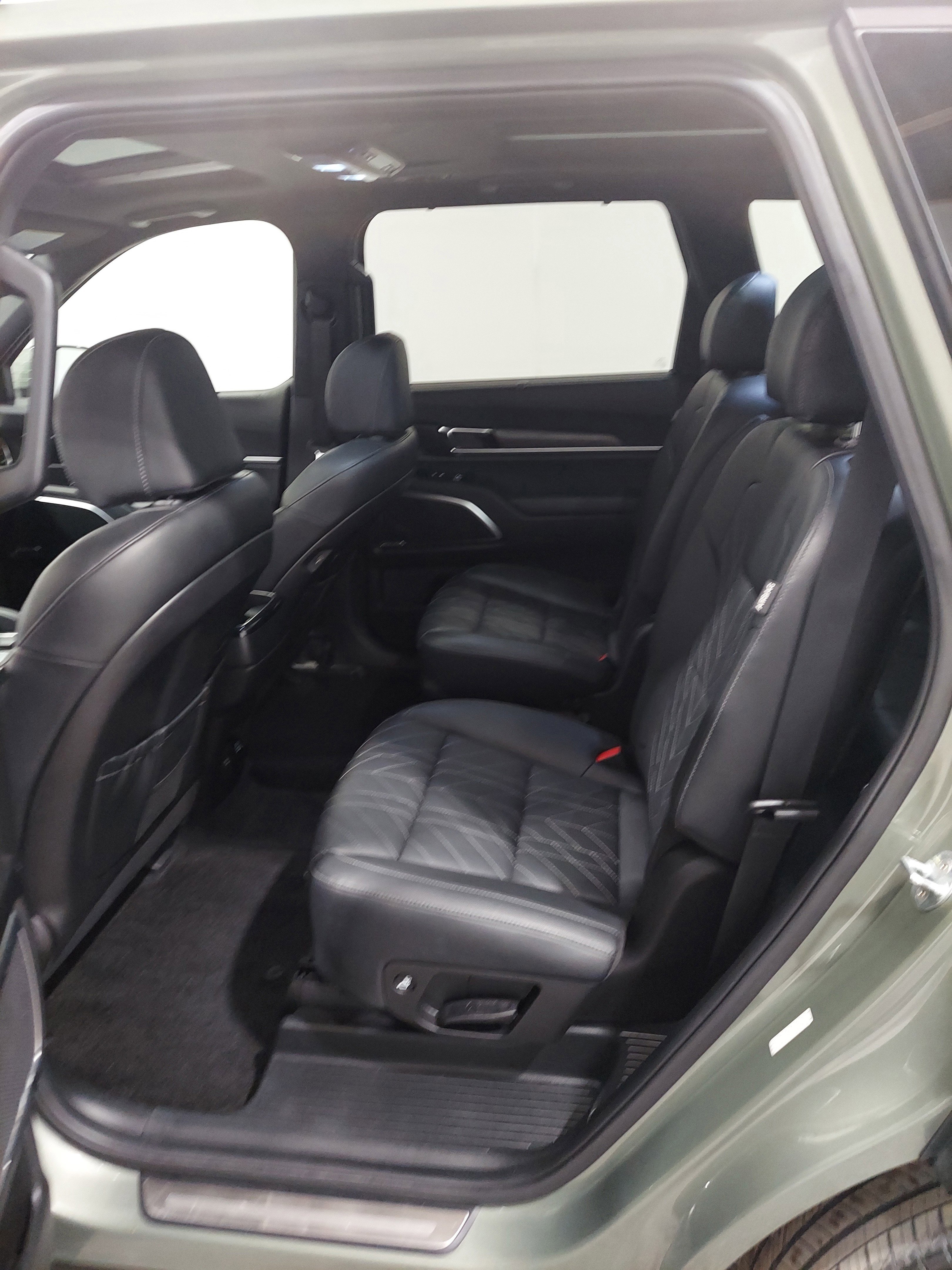 Used 2023 Kia Telluride SX AWD/4WD image 15