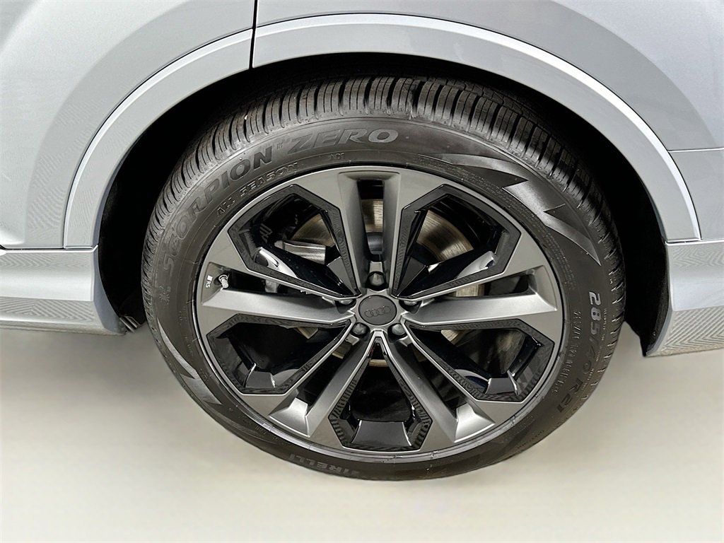 Used 2026 Audi Q7 3.0T Premium Plus w/ Premium Plus Package image 24