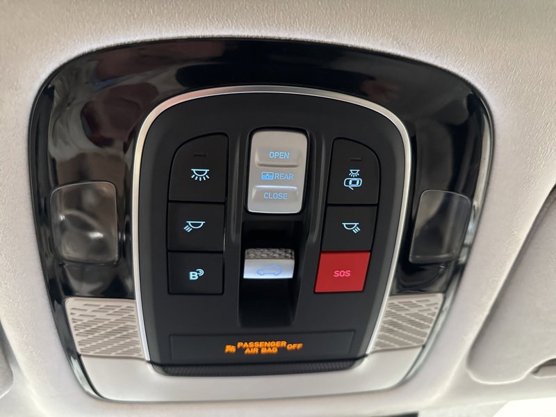 Used 2024 Hyundai Palisade Calligraphy image 40