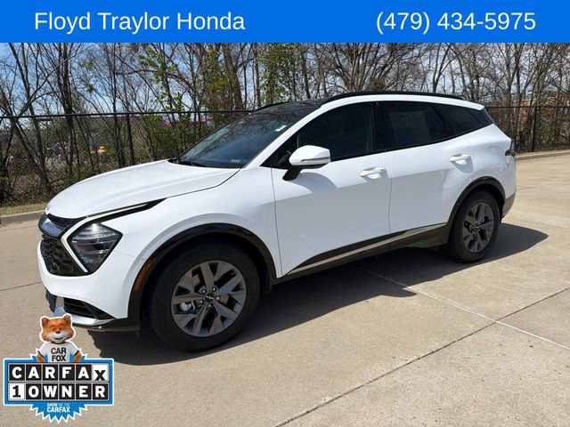 Used 2025 Kia Sportage SX image 1