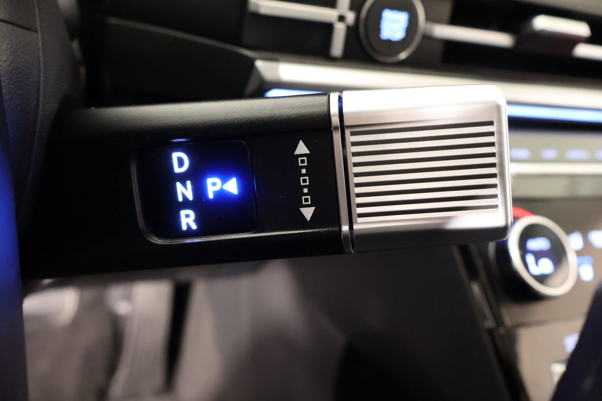 Certified 2025 Hyundai Santa Fe Limited image 9