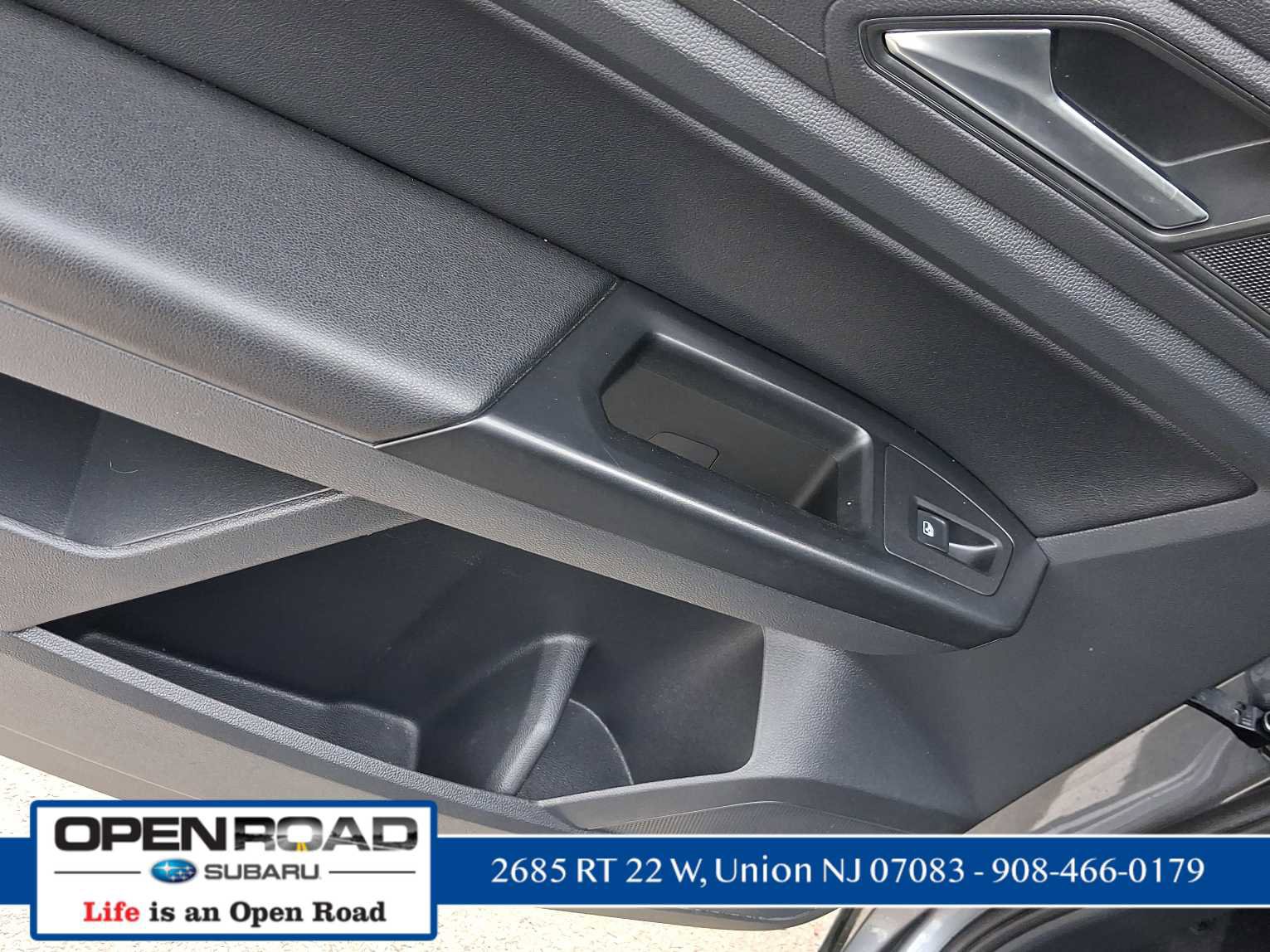 Used 2020 Volkswagen Atlas SE w/ Panoramic Sunroof Package AWD/4WD image 12
