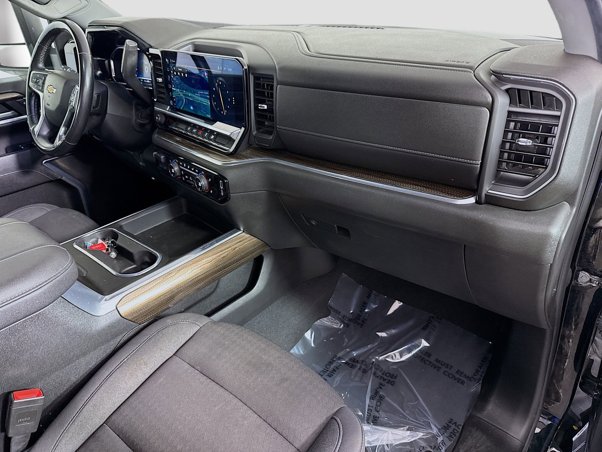 Used 2024 Chevrolet Silverado 2500 LT w/ Convenience Package image 29