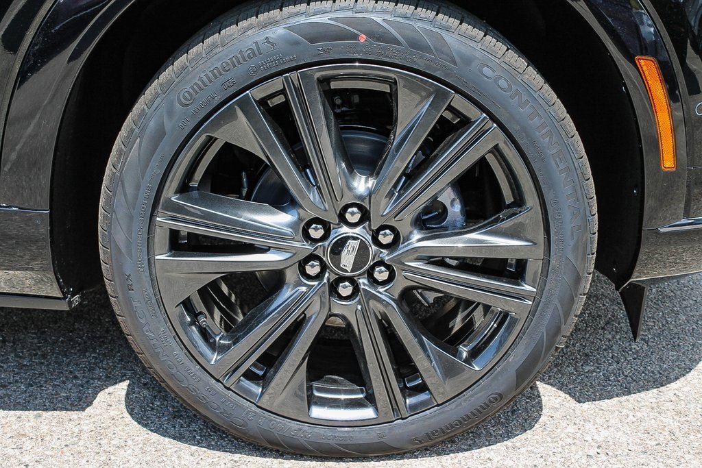 New 2025 Cadillac Optiq Sport 2 image 10