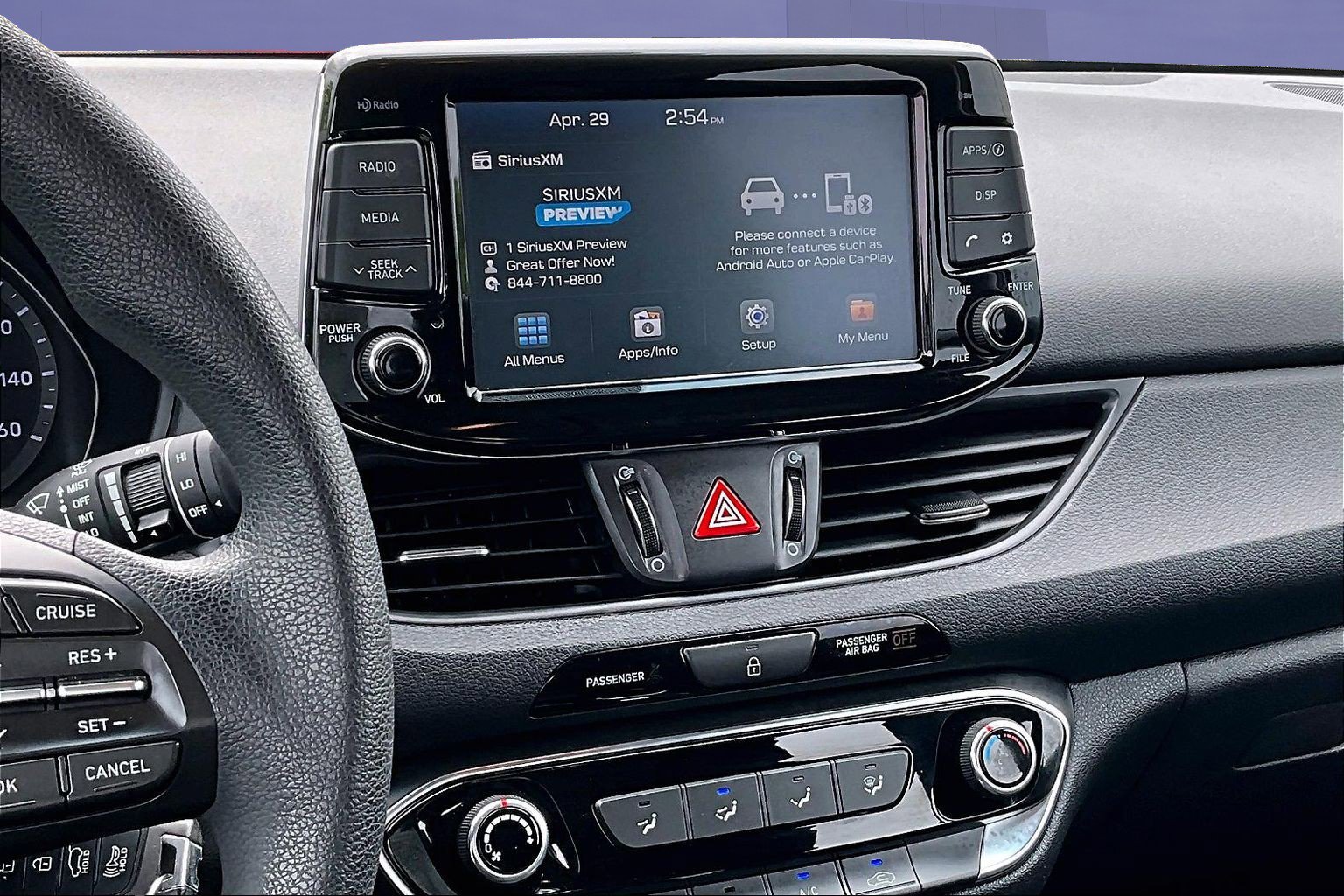 Used 2018 Hyundai Elantra GT FWD image 9