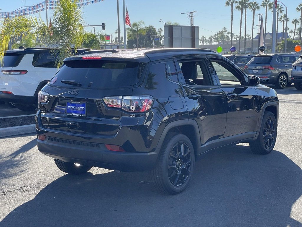 New 2026 Jeep Compass Latitude image 6