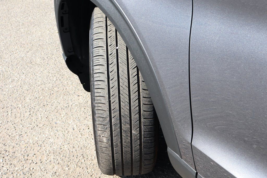 Used 2022 Ford Explorer XLT image 39