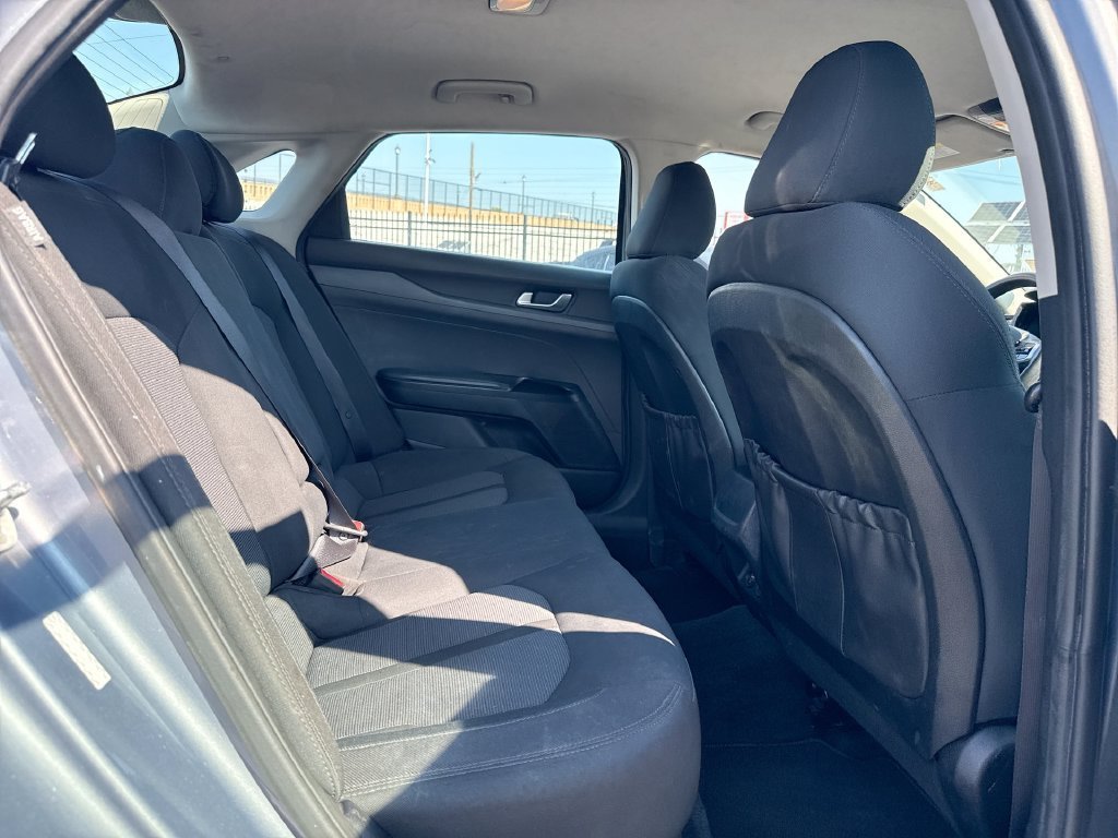 Used 2022 Kia K5 LXS FWD image 27