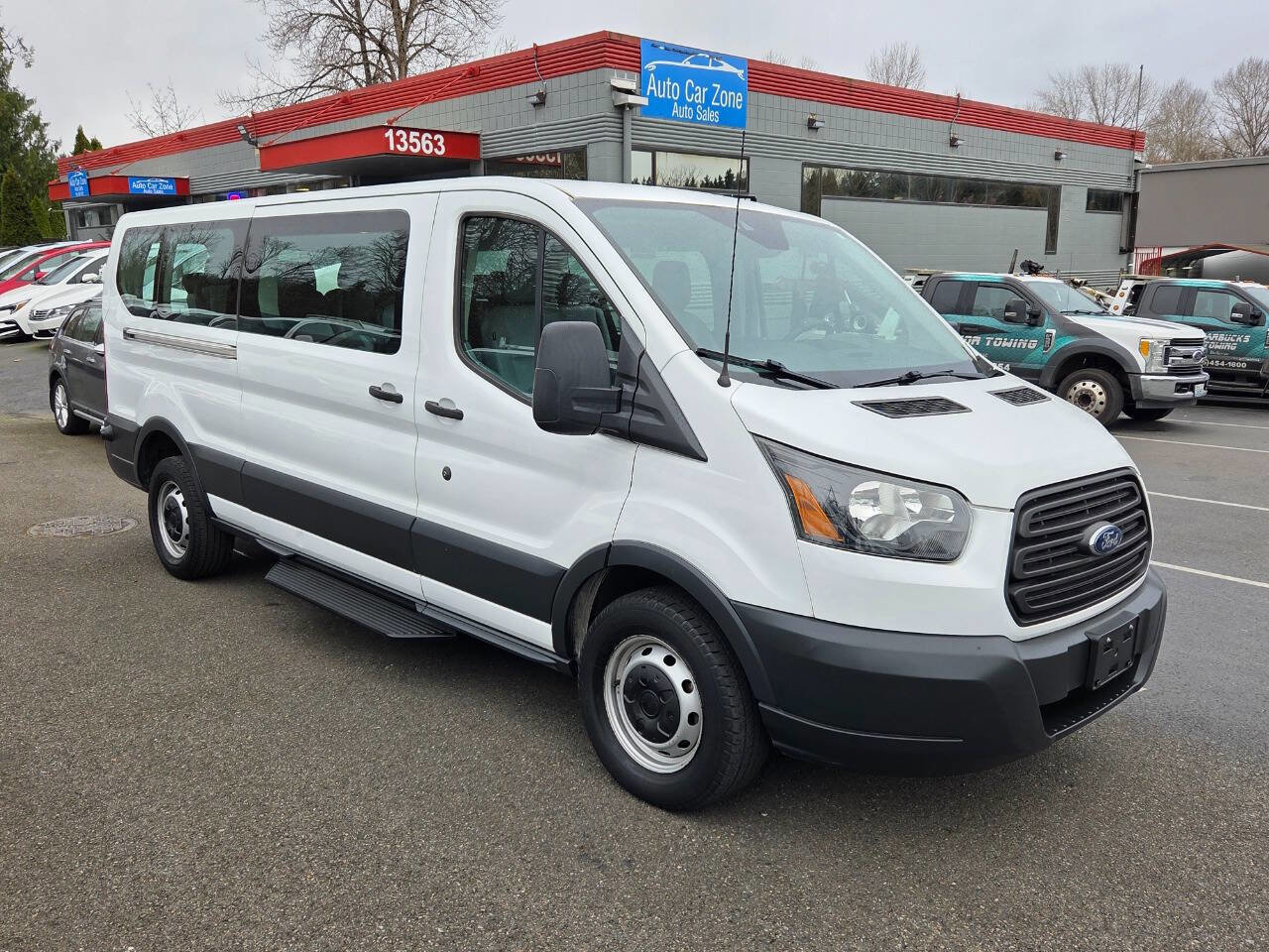 Used 2015 Ford Transit 350 XL RWD image 8