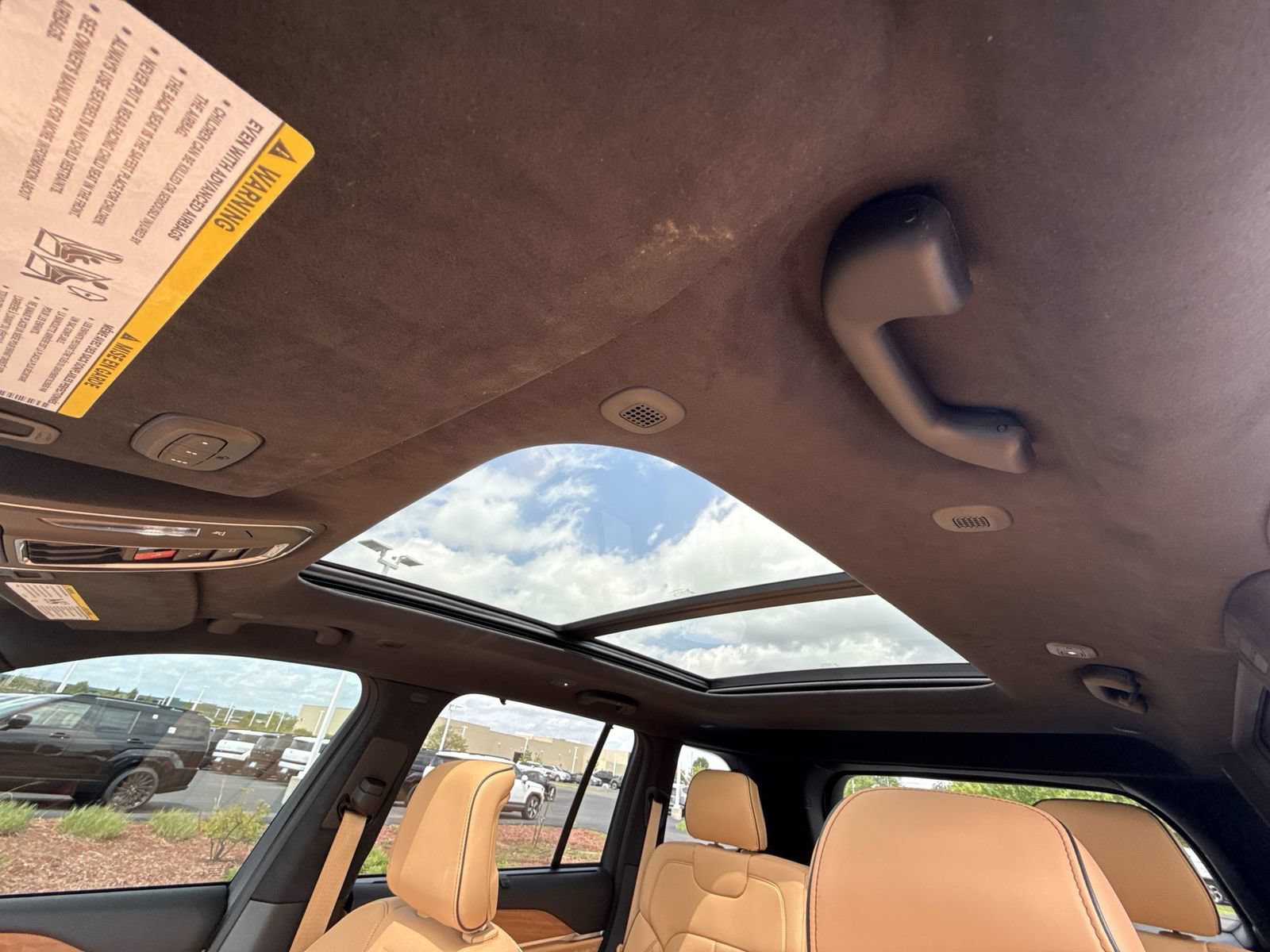 Used 2025 Jeep Grand Cherokee Summit AWD/4WD image 23