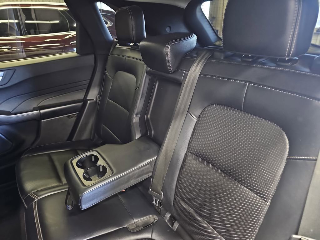 Used 2021 Ford Escape Titanium AWD/4WD image 14
