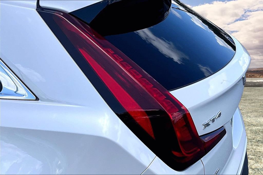Used 2022 Cadillac XT4 Premium Luxury AWD/4WD image 23