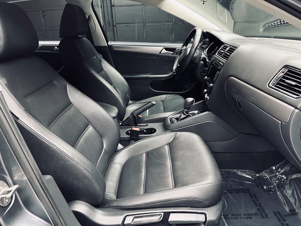 Used 2015 Volkswagen Jetta TDI SE FWD image 20