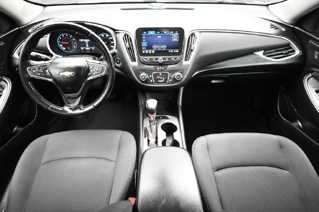 Used 2021 Chevrolet Malibu RS w/ LPO, Convenience Package 2 FWD image 11