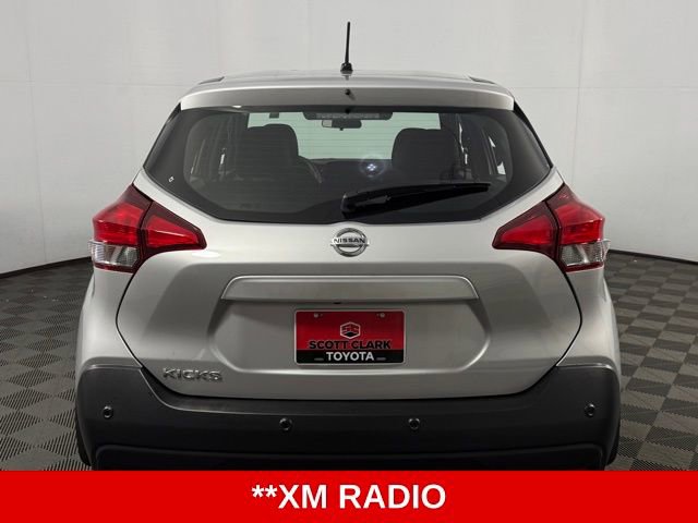 Used 2020 Nissan Kicks S image 7