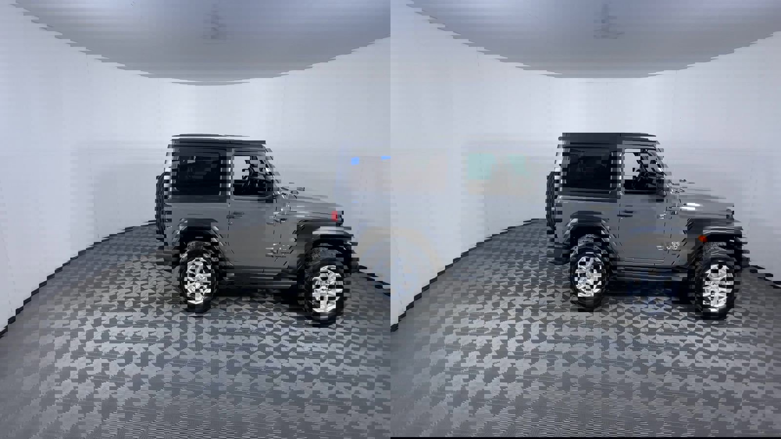 Used 2019 Jeep Wrangler Sport image 9