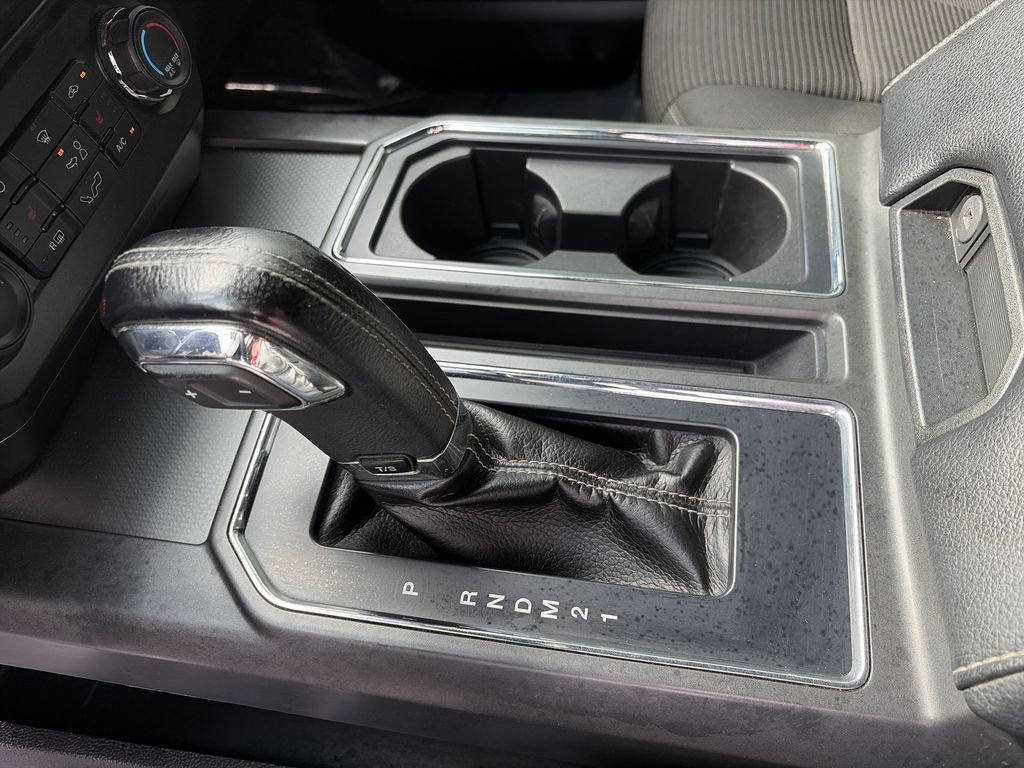 Used 2016 Ford F150 XLT w/ Equipment Group 302A Luxury image 21