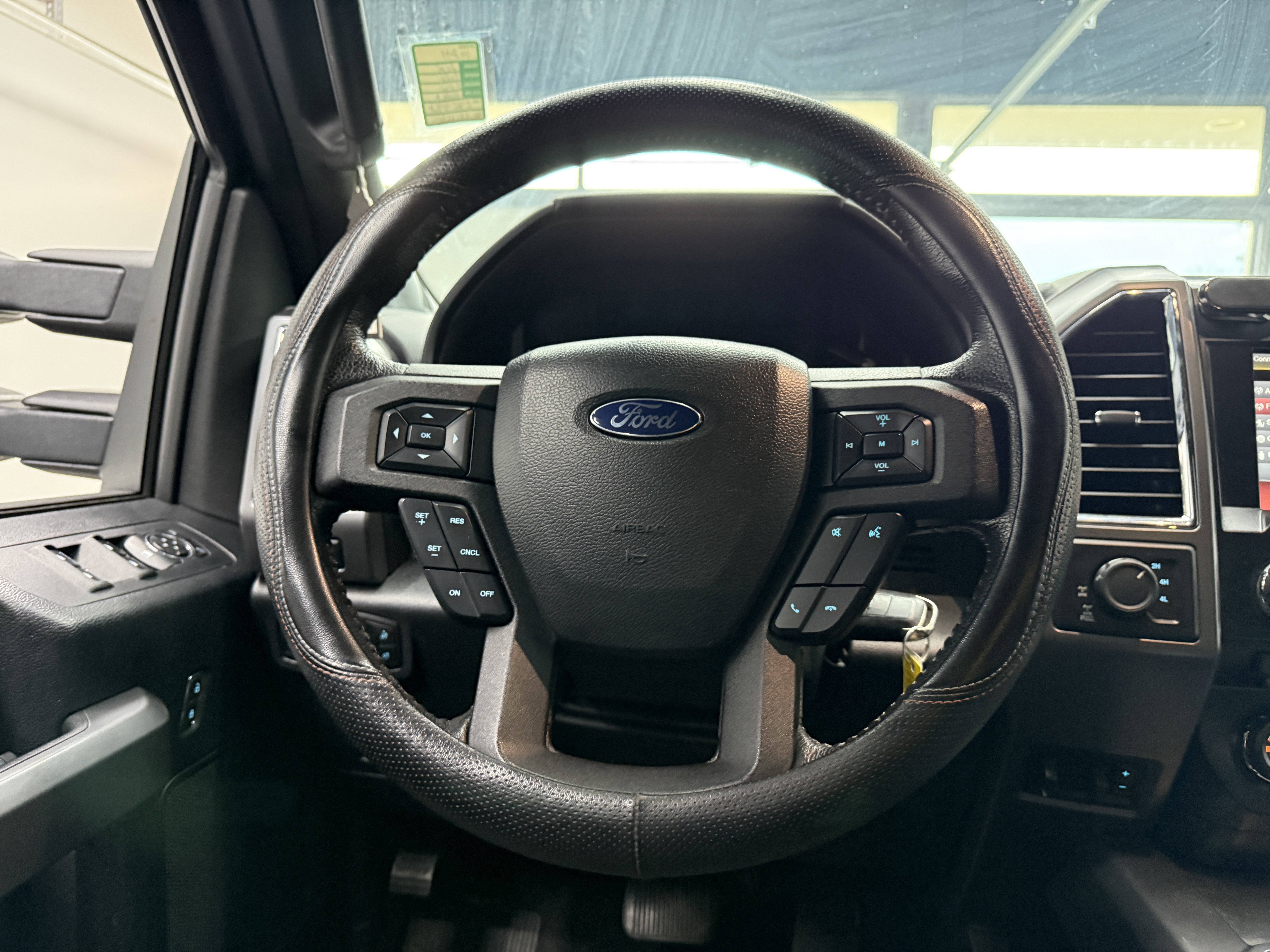 Used 2015 Ford F150 XLT w/ Equipment Group 301A Mid AWD/4WD image 13