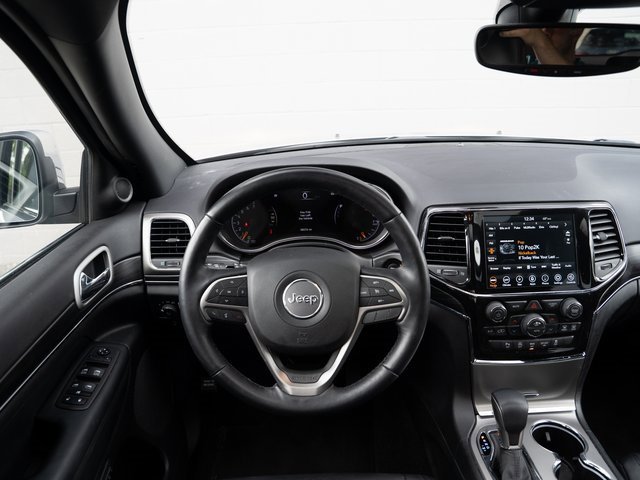 Used 2021 Jeep Grand Cherokee Limited image 23